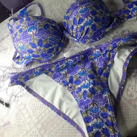 🇺🇸 2pc Swim wear - Picture 1 of 2